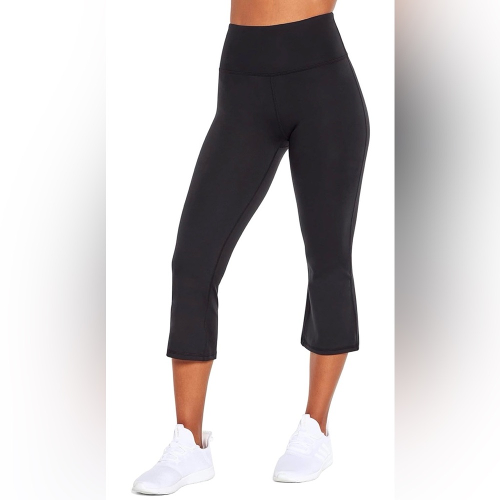 NWT Balance Collection Laney Flare Capri
